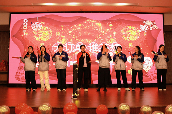 向下扎根·向上生长——豪门国际2026年终盛典圆满举行! 向下扎根·向上生长——豪门国际2026年终盛典圆满举行!