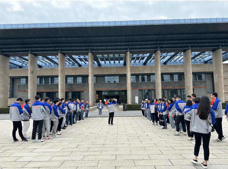 豪门国际17周年司庆暨红色之旅活动