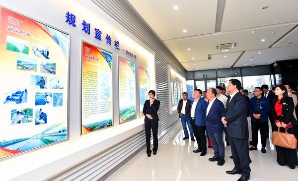 豪门国际朱总受邀出席2017名企高管扬州行！